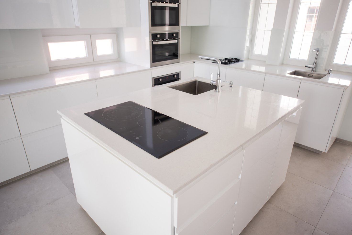 Modern Kitchen with White Cabinetry 